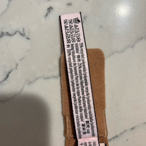 VICTORIA’S SECRET Sz 34C T-Shirt Collection Padded Adjustable Bavk Straps NEW - Picture 12 of 13